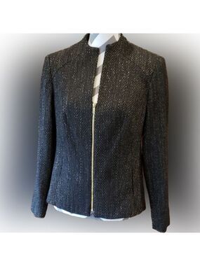 Jones New York Zip up jacket size 10 Petite